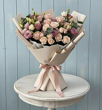 Букет цветов из:  Розы и Лизиантусы в Агроном