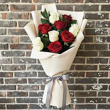 Букет цветов из:  Розы в Агроном