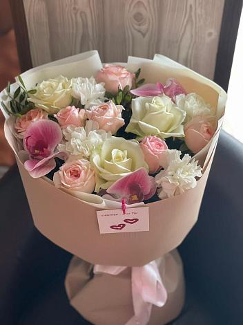 Букет цветов из: Орхидеи, Розы и Гвоздики в Агроном