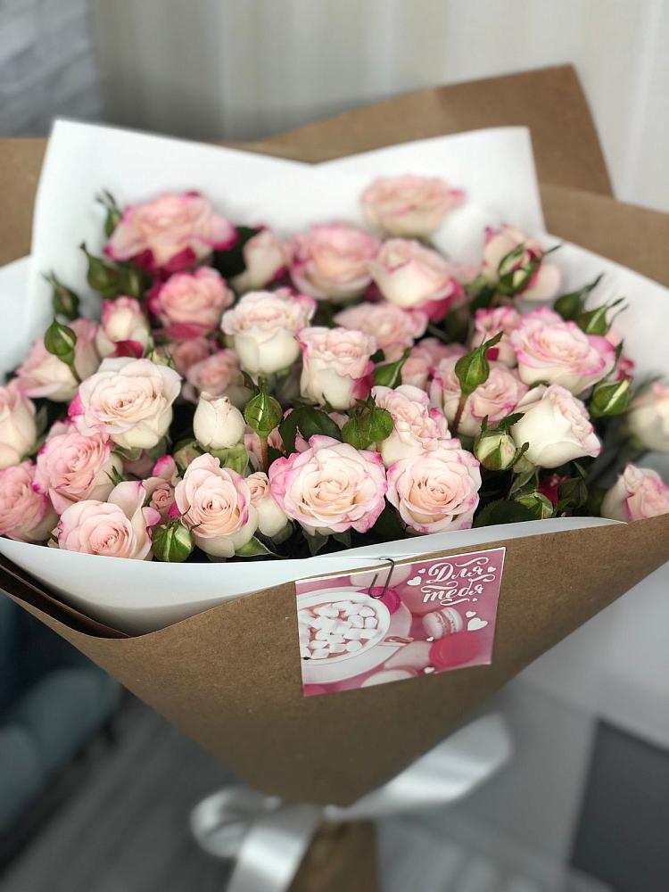 Букет цветов из: Розы в Агроном