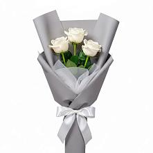 Букет 3 белые розы в Агроном