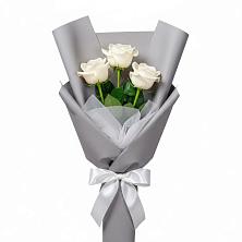 Букет 3 белые розы в Агроном