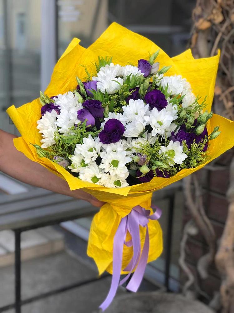Букет цветов из: Ирисы, Хризантемы и Ромашки в Агроном