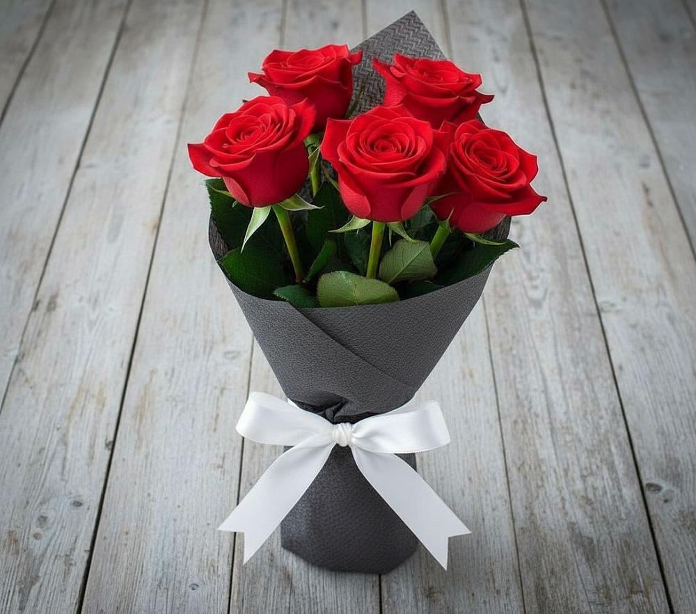 Букет 5 Красных роз Эдлесс Лав в Агроном