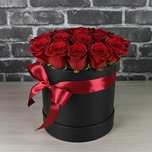 Цветочная композиция из Розы в шляпной коробке в Агроном