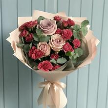 Букет цветов из:  Гвоздики и Розы в Агроном