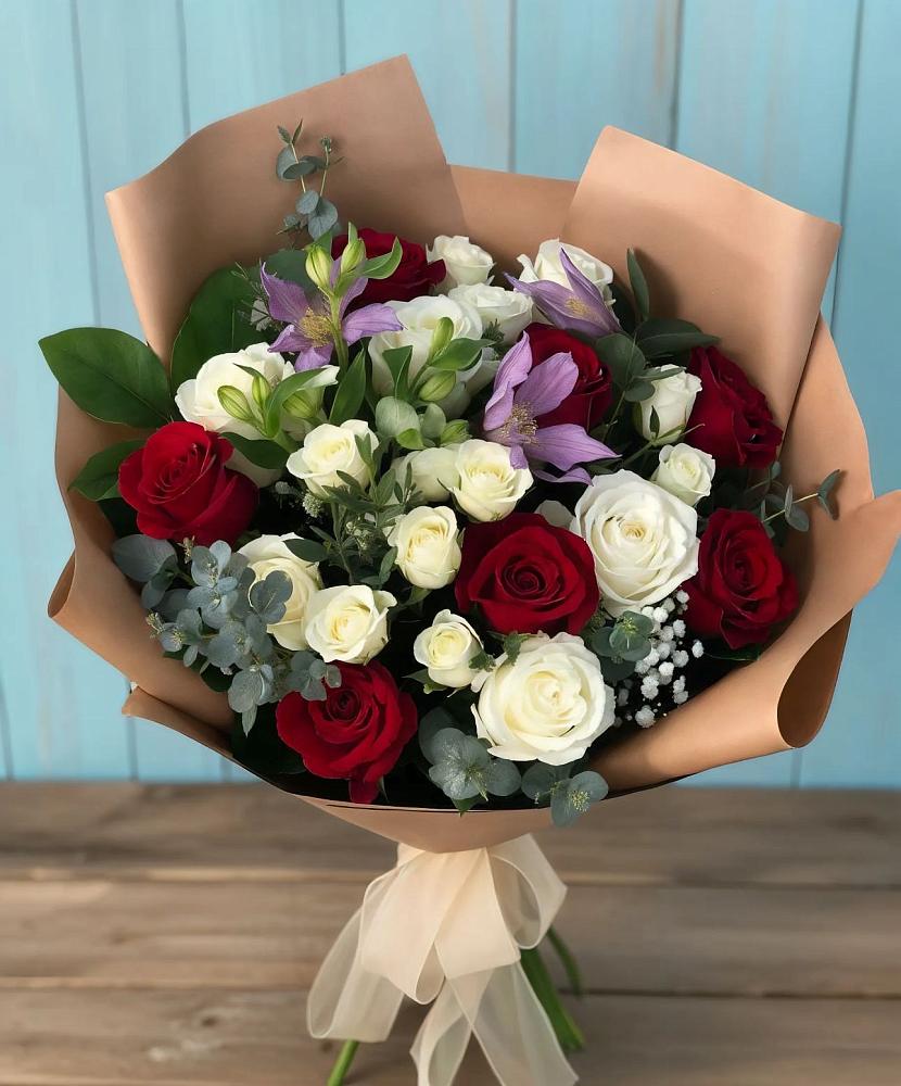 Букет цветов из: Розы и Альстромерии в Агроном