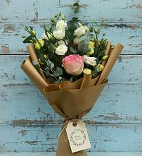 Букет цветов из:  Розы и Лизиантусы в Агроном