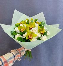 Букет цветов из:  Орхидеи и Розы в Агроном